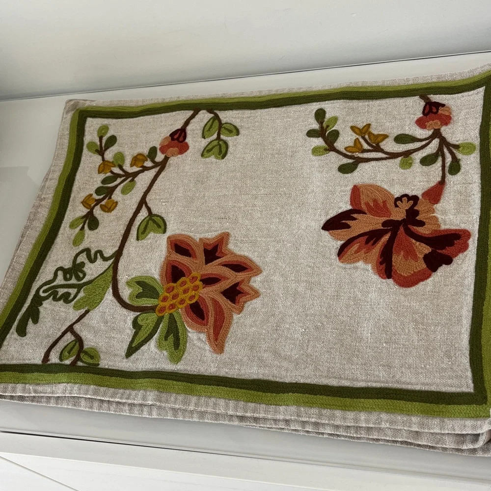 Williams Sonoma Crewel Embroidered Autumn Flowers Linen Placemats Set of 5
